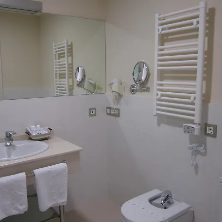 Balneario Cervantes 4*